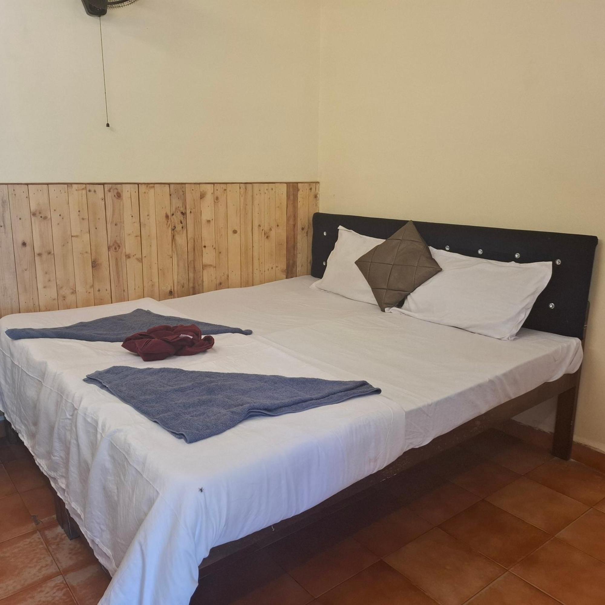 Ave Maria Guesthouse Colva Exterior photo